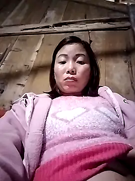 Snapshot of Ella-aa chatting on February 14, 2026, 7:08 am Ella-aa online show from February 14, 2026, 7:08 am