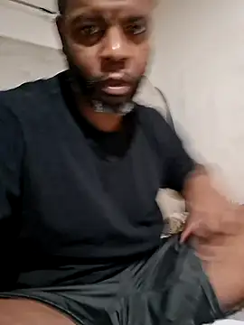 Karifrye online show from February 16, 2026, 2:21 am