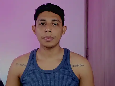 Snapshot of nilo2021 chatting on March 29, 2026, 1:35 pm nilo2021 online show from March 29, 2026, 1:35 pm