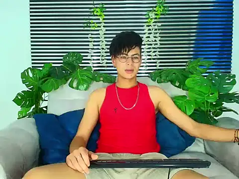 Snapshot of ThiiagoSaeenz chatting on March 1, 2026, 4:23 am ThiiagoSaeenz online show from March 1, 2026, 4:23 am