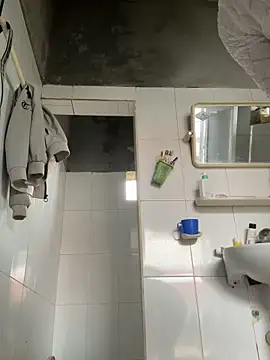 YANINA120 online show from February 17, 2026, 1:47 am