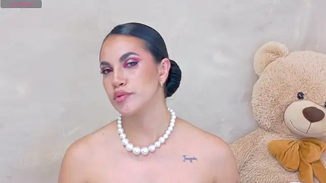 AndiVasquez online show from May 21, 2026, 11:07 am