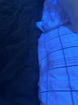 mileslongdeep online show from February 20, 2026, 6:37 am