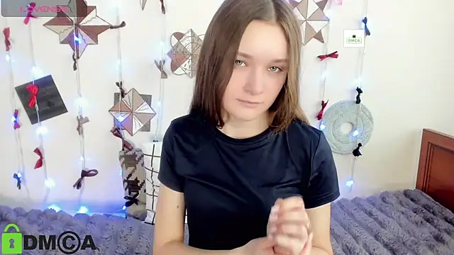 Elina X online show from June 10, 2026, 12:50 pm