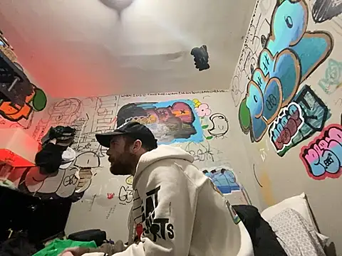 Snapshot of gothboiplzty chatting on February 6, 2026, 12:01 pm gothboiplzty online show from February 6, 2026, 12:01 pm