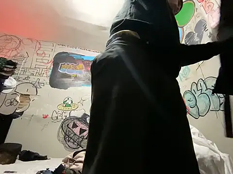 Snapshot of gothboiplzty chatting on February 13, 2026, 6:13 am gothboiplzty online show from February 13, 2026, 6:13 am