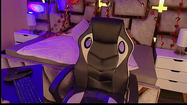 Snapshot of cristal__violetaa chatting on February 21, 2026, 4:25 am cristal violetaa online show from February 21, 2026, 4:25 am