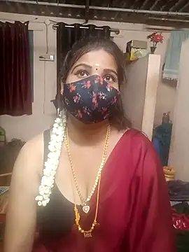 Snapshot of Madhusri_Tamil_Telugu chatting on April 14, 2026, 5:18 pm Madhusri Tamil Telugu online show from April 14, 2026, 5:18 pm