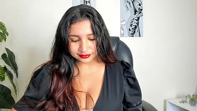 Victoria Rosee online show from February 2, 2026, 12:37 pm