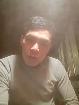 sinh336699 online show from February 13, 2026, 2:44 am