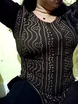 PARI51 online show from February 22, 2026, 8:54 pm