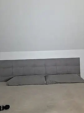 Snapshot of Larifari0406 chatting on March 26, 2026, 12:36 pm Larifari0406 online show from March 26, 2026, 12:36 pm