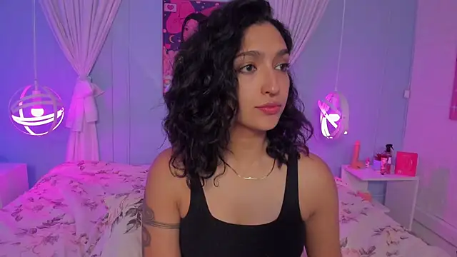 Snapshot of Cleo_Foxx chatting on May 11, 2026, 4:04 pm Cleo Foxx online show from May 11, 2026, 4:04 pm