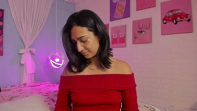 Cleo Foxx online show from March 25, 2026, 11:53 am