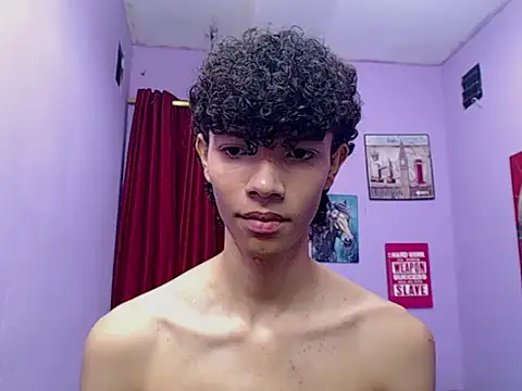 bigcock twinks online show from April 1, 2026, 7:11 pm