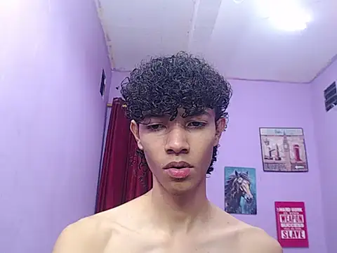 Snapshot of bigcock_twinks chatting on February 27, 2026, 11:26 pm bigcock twinks online show from February 27, 2026, 11:26 pm