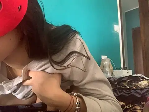 Snapshot of Lupamy14 chatting on February 3, 2026, 10:42 am Lupamy14 online show from February 3, 2026, 10:42 am