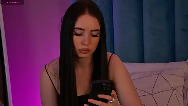 Snapshot of ArianaLim chatting on May 14, 2026, 4:15 pm ArianaLim online show from May 14, 2026, 4:15 pm