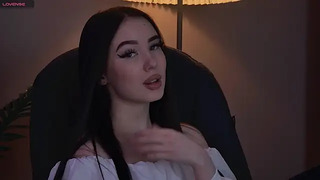 Snapshot of ArianaLim chatting on May 3, 2026, 3:37 pm ArianaLim online show from May 3, 2026, 3:37 pm