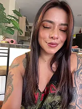 Snapshot of foxxy_lover chatting on April 8, 2026, 5:47 pm foxxy lover online show from April 8, 2026, 5:47 pm