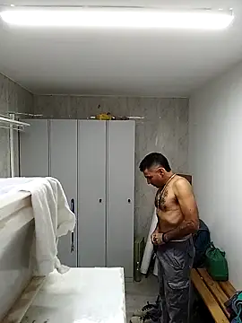 yoahotpetrafiery online show from April 27, 2026, 5:49 am