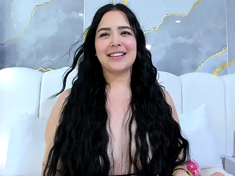 Snapshot of Sara_Garciia chatting on May 28, 2026, 5:15 am Sara Garciia online show from May 28, 2026, 5:15 am