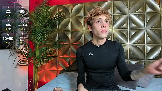 Snapshot of DannyParker_ chatting on February 6, 2026, 4:08 am DannyParker online show from February 6, 2026, 4:08 am