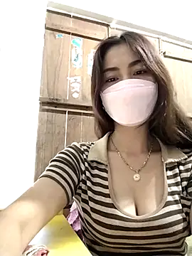 Baby-sexytits2026 online show from April 15, 2026, 12:27 am