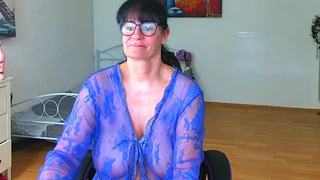 Sylly online show from March 27, 2026, 10:05 am