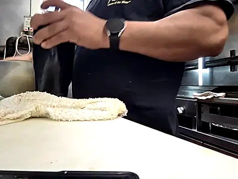 bischo666 online show from March 11, 2026, 2:33 pm