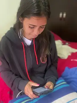 Esperanza GS online show from March 16, 2026, 1:15 pm