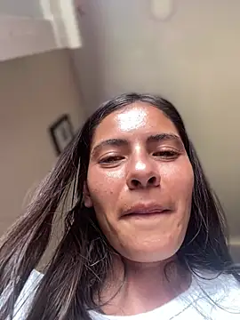 Snapshot of Esperanza_GS chatting on May 14, 2026, 7:22 pm Esperanza GS online show from May 14, 2026, 7:22 pm