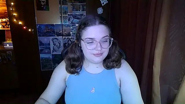 Teasing Dora online show from February 3, 2026, 1:49 am