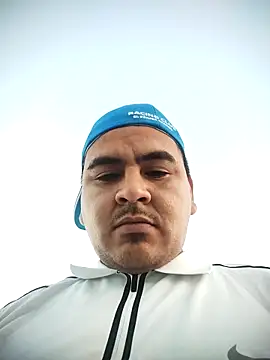 Snapshot of Sergiowooo chatting on February 25, 2026, 10:20 pm Sergiowooo online show from February 25, 2026, 10:20 pm