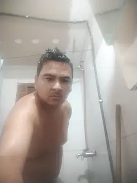 Snapshot of Sergiowooo chatting on March 4, 2026, 4:09 am Sergiowooo online show from March 4, 2026, 4:09 am