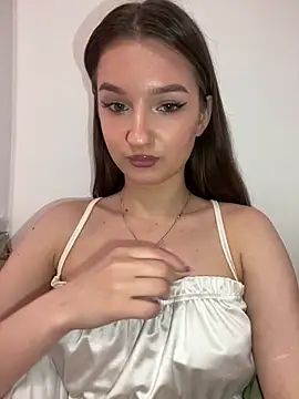 Snapshot of Green_eyes_lady chatting on February 24, 2026, 11:11 am Green eyes lady online show from February 24, 2026, 11:11 am