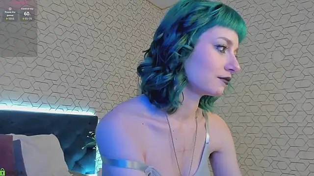 Scarle Whisper online show from April 16, 2026, 9:21 am