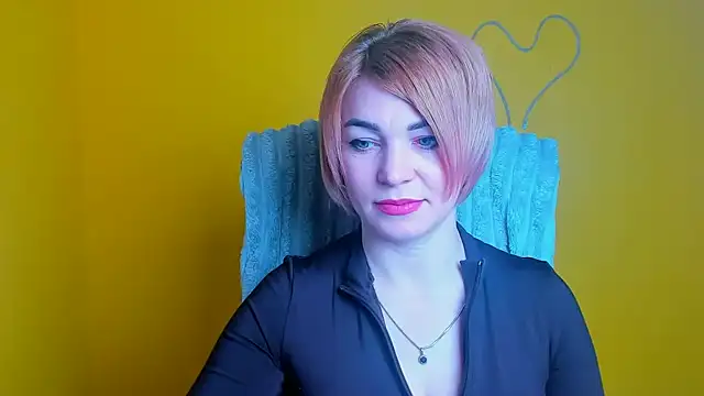 Snapshot of CuttieEmma chatting on April 5, 2026, 5:58 am CuttieEmma online show from April 5, 2026, 5:58 am