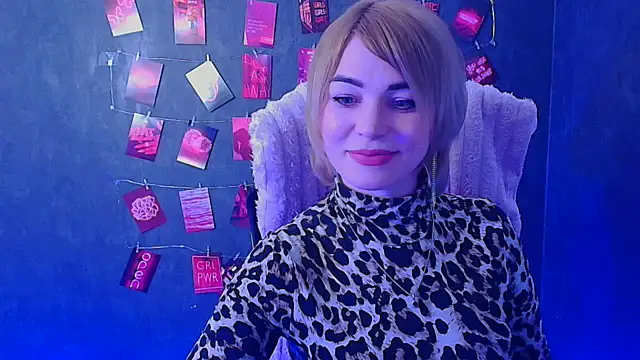 Snapshot of CuttieEmma chatting on March 16, 2026, 12:31 pm CuttieEmma online show from March 16, 2026, 12:31 pm
