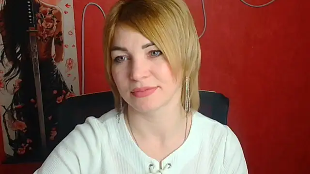Snapshot of CuttieEmma chatting on March 13, 2026, 6:29 am CuttieEmma online show from March 13, 2026, 6:29 am