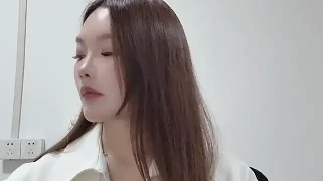 Snapshot of leilei660 chatting on March 15, 2026, 9:27 am leilei660 online show from March 15, 2026, 9:27 am