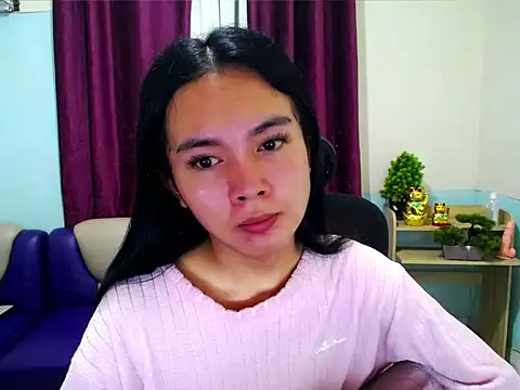 Snapshot of devine_goddess chatting on April 24, 2026, 1:29 am devine goddess online show from April 24, 2026, 1:29 am