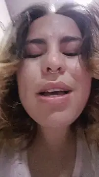 Snapshot of Kennya_Rodriguez chatting on April 17, 2026, 5:32 am Kennya Rodriguez online show from April 17, 2026, 5:32 am