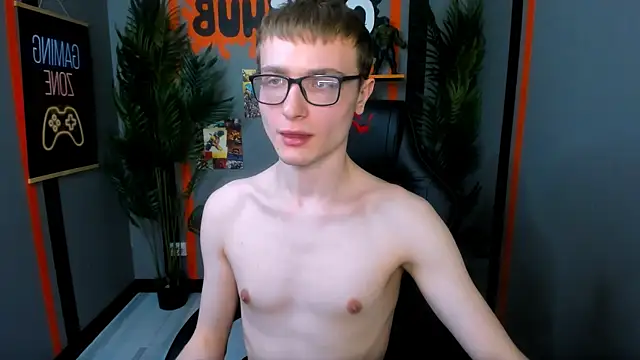 Snapshot of Emmit_Barker chatting on April 25, 2026, 1:41 pm Emmit Barker online show from April 25, 2026, 1:41 pm