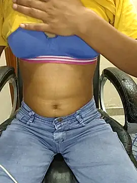 Snapshot of -Sapna001 chatting on April 14, 2026, 7:52 pm -Sapna001 online show from April 14, 2026, 7:52 pm