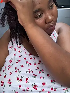 Snapshot of MeekyCurvyAss chatting on February 21, 2026, 11:12 am MeekyCurvyAss online show from February 21, 2026, 11:12 am