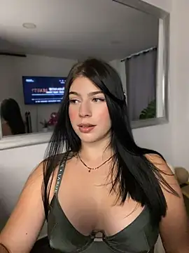 Snapshot of _HannahFox_ chatting on July 22, 2026, 11:07 pm HannahFox online show from July 22, 2026, 11:07 pm