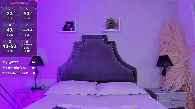 KarelyMitchel online show from February 20, 2026, 1:13 pm