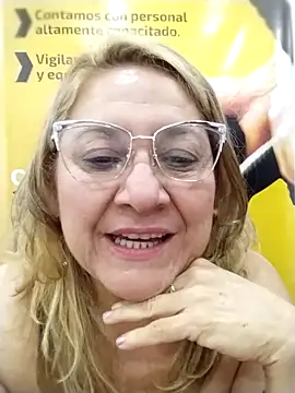 Snapshot of JULIETA_21- chatting on March 7, 2026, 12:43 pm JULIETA 21- online show from March 7, 2026, 12:43 pm