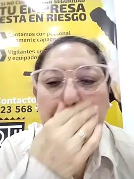 Snapshot of JULIETA_21- chatting on March 3, 2026, 12:01 pm JULIETA 21- online show from March 3, 2026, 12:01 pm